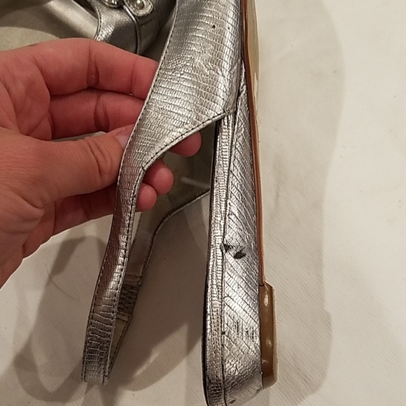 Ann Taylor LOFT silver flats size 8 - Picture 6 of 7